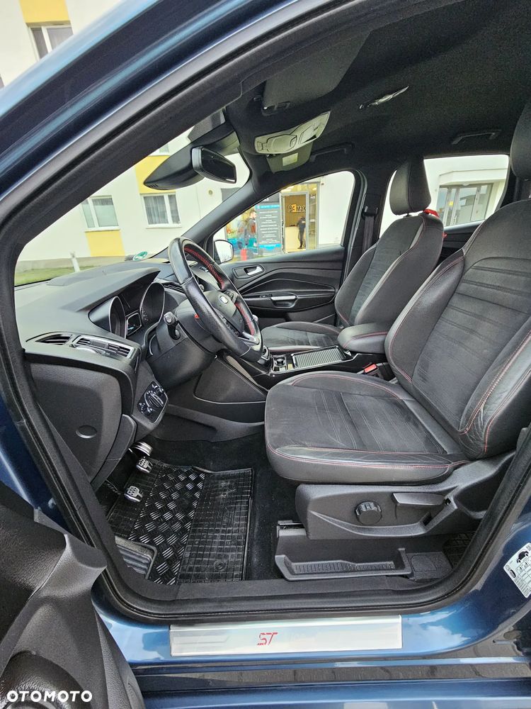 Ford Kuga 2.0 TDCi 4x2 ST-Line - 13