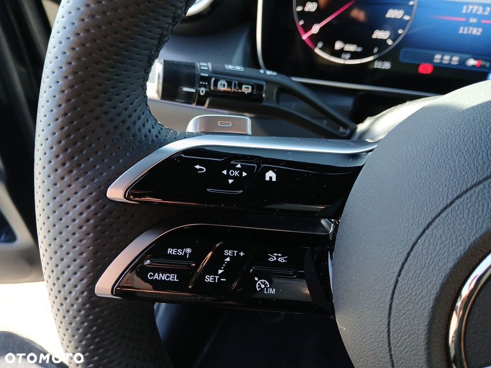 Mercedes-Benz GLC 220 d mHEV 4-Matic AMG Line - 24