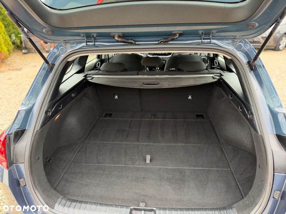 Kia Ceed 1.6 CRDi Platinum Edition - 11