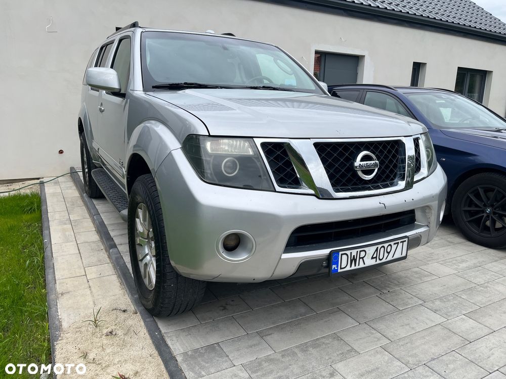 Nissan Pathfinder 4.0 V6 Premium - 18