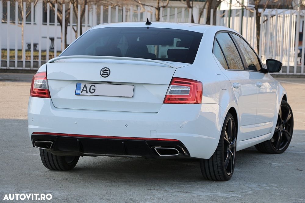 Skoda Octavia 2.0 TDI (Green tec) DSG RS - 7