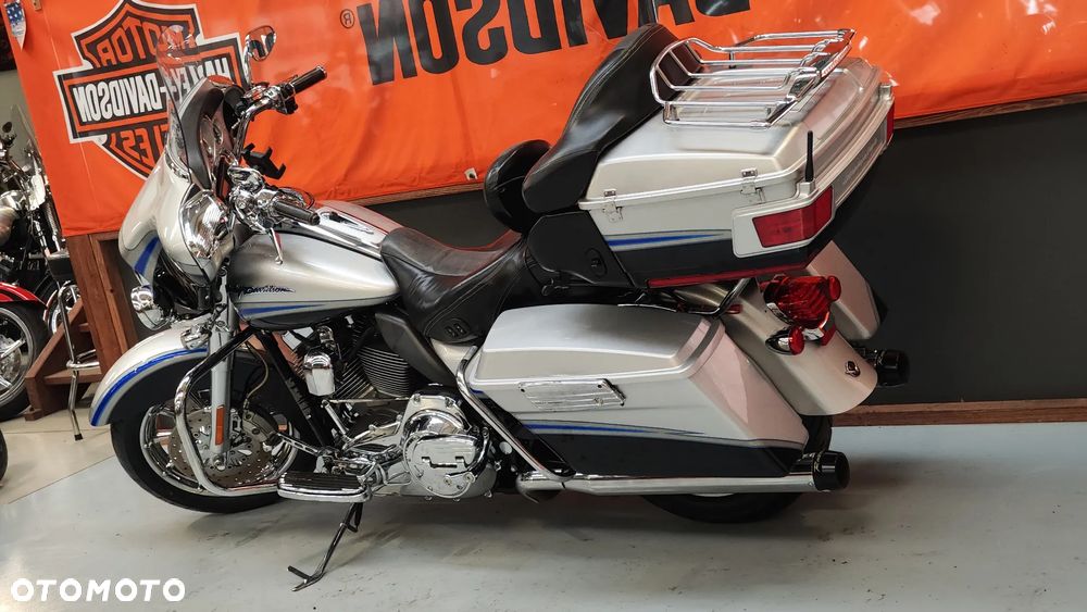 Harley-Davidson Touring Ultra Limited - 8