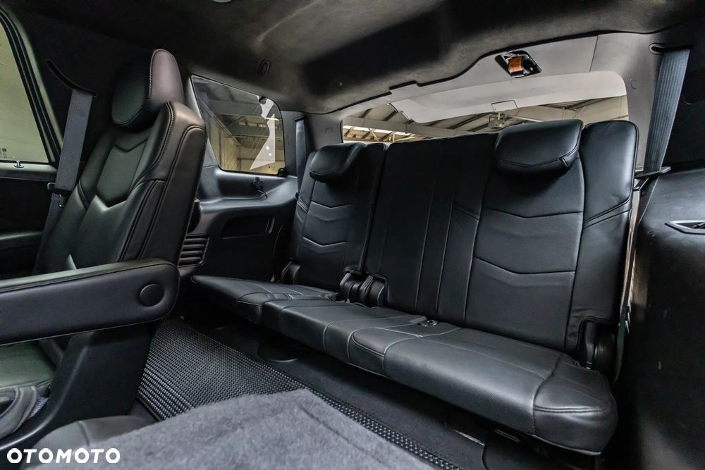 Cadillac Escalade 6.2 V8 AWD AT Platinum - 31