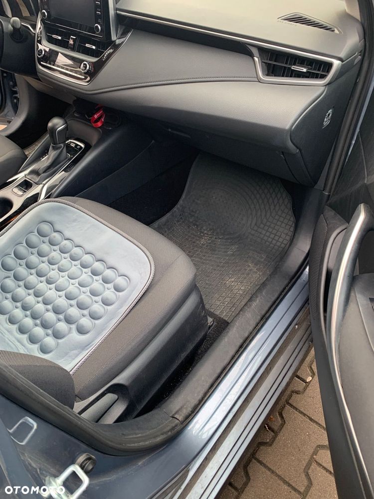 Toyota Corolla 1.8 Hybrid Comfort - 8