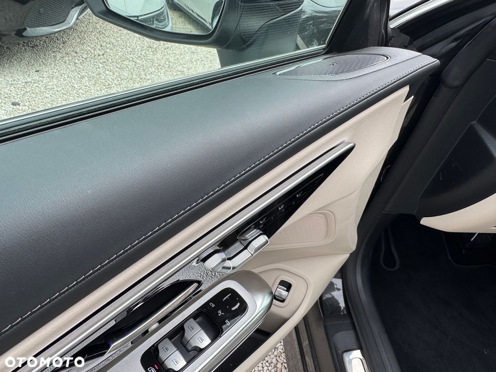 Mercedes-Benz CLE 200 4Matic 9G-TRONIC Edition AMG Line - 27