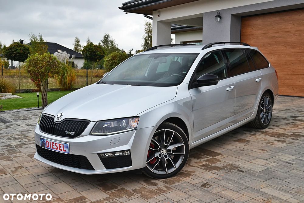 Skoda Octavia 2.0 TDI DSG RS - 1