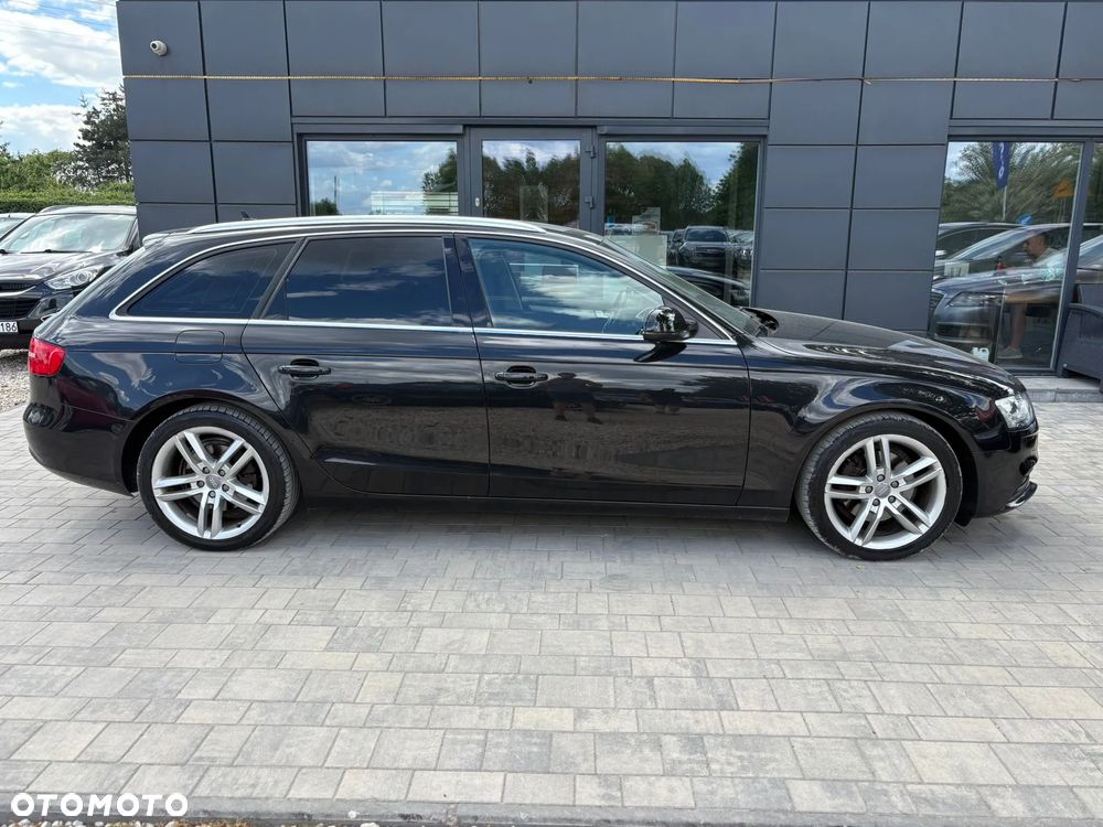 Audi A4 Avant 2.0 TDI DPF multitronic S line Sportpaket - 4