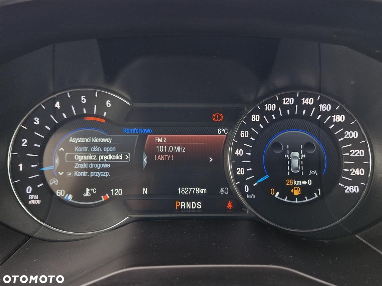 Ford S-Max 2.0 EcoBlue Titanium - 12