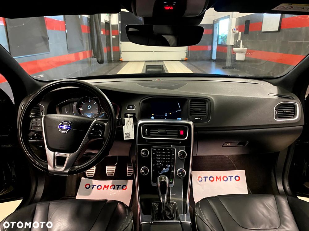 Volvo S60 D4 Drive-E R-Design Summum - 15