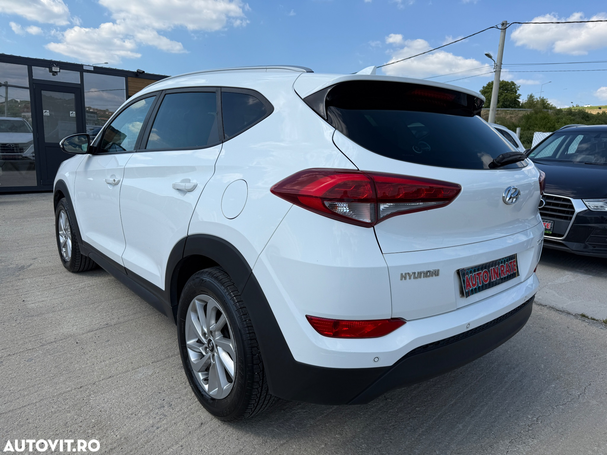 Hyundai Tucson blue 1.7 CRDi 2WD DCT Premium - 4