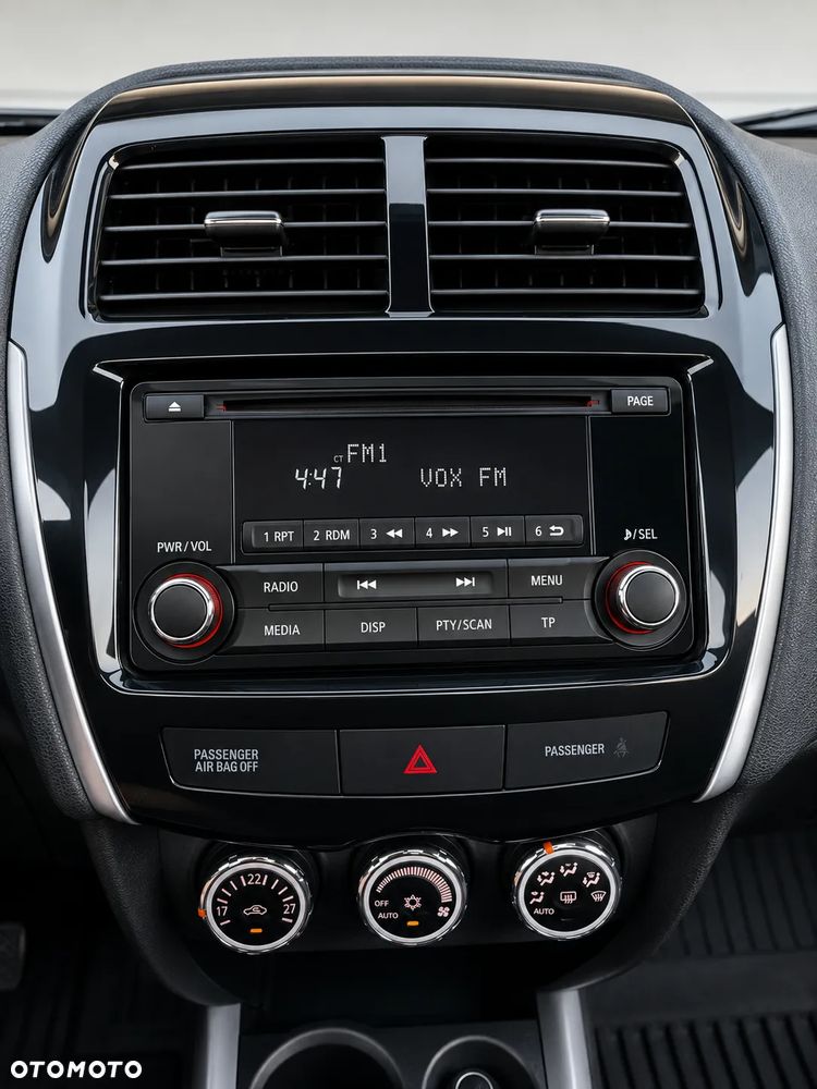 Peugeot 4008 - 8