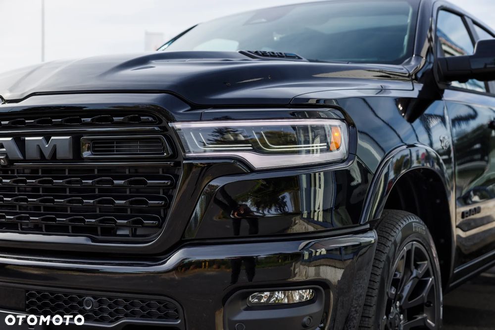RAM 1500 5.7 Crew Cab Limited - 9