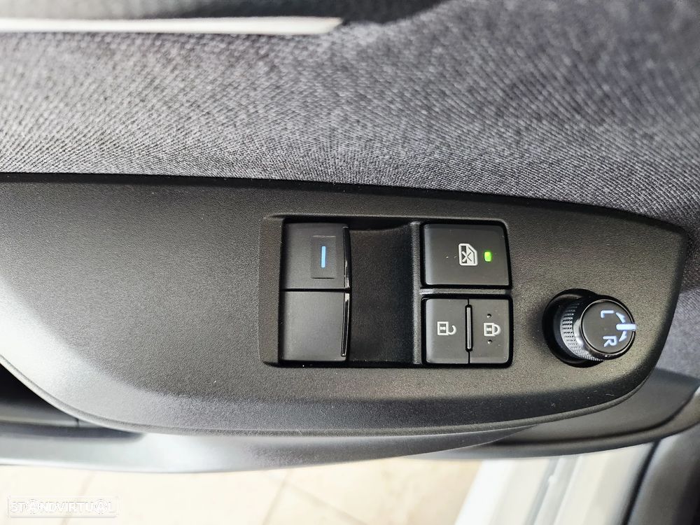 Toyota Yaris 1.5 VVT-i Style - 46