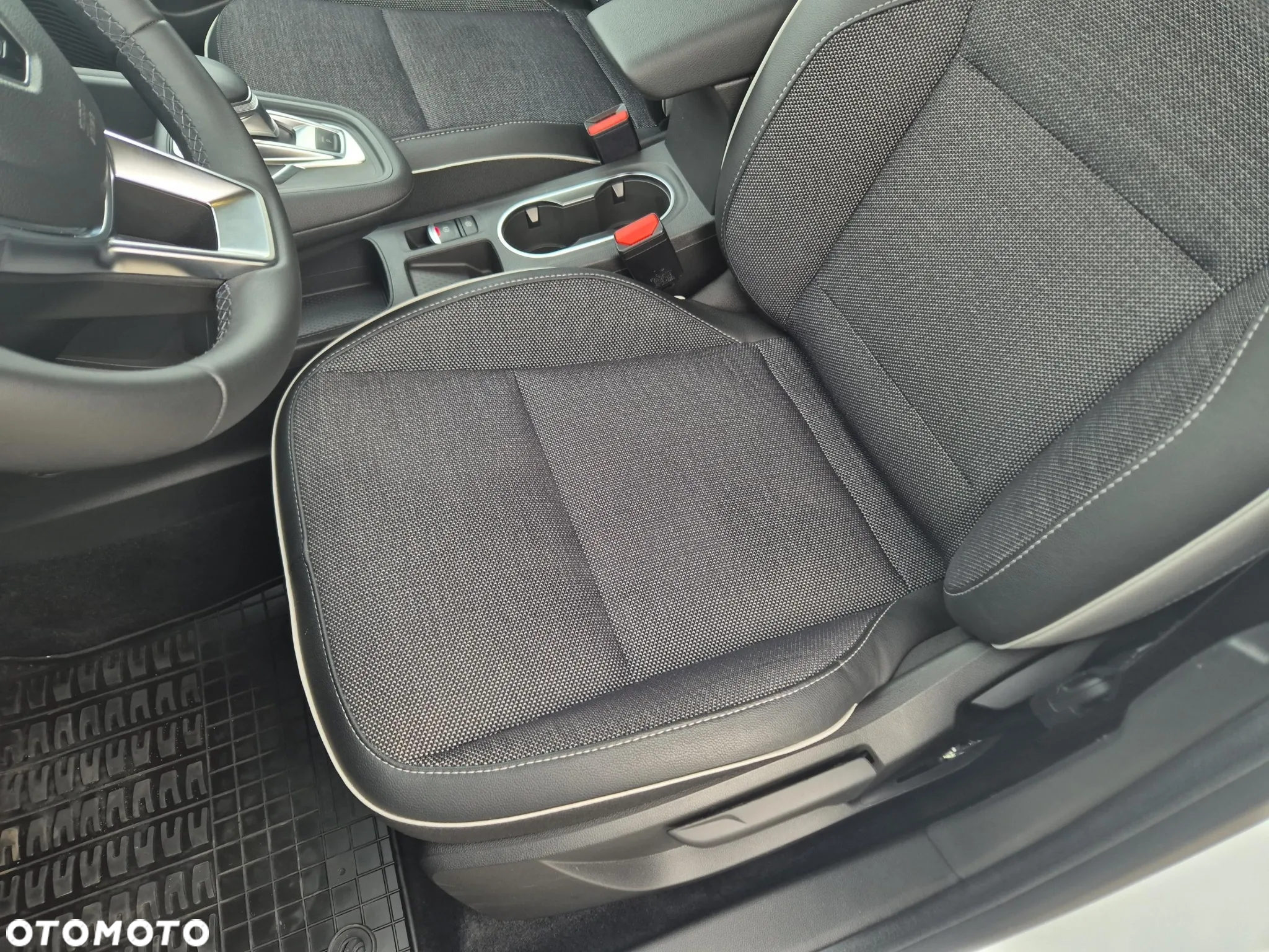 Renault Captur - 12