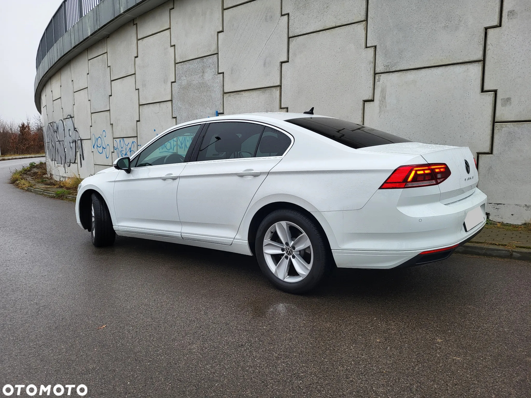 Volkswagen Passat - 6