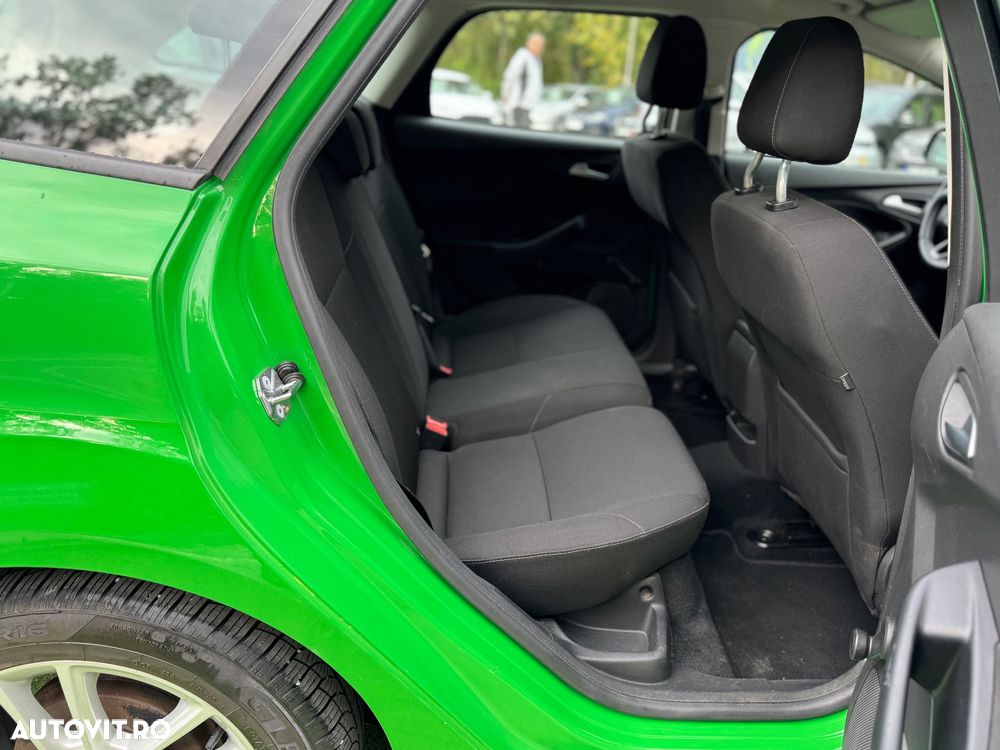 Ford Focus - 9