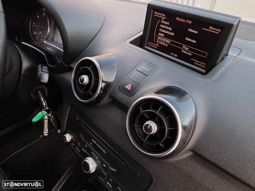 Audi A1 1.6 TDI S-line - 10
