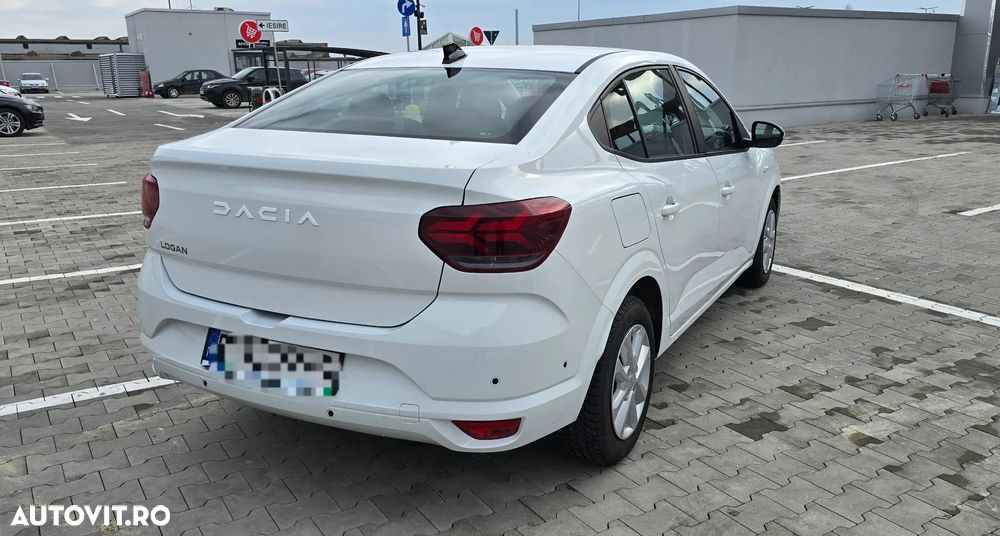 Dacia Logan TCe 90 MT6 Prestige - 4