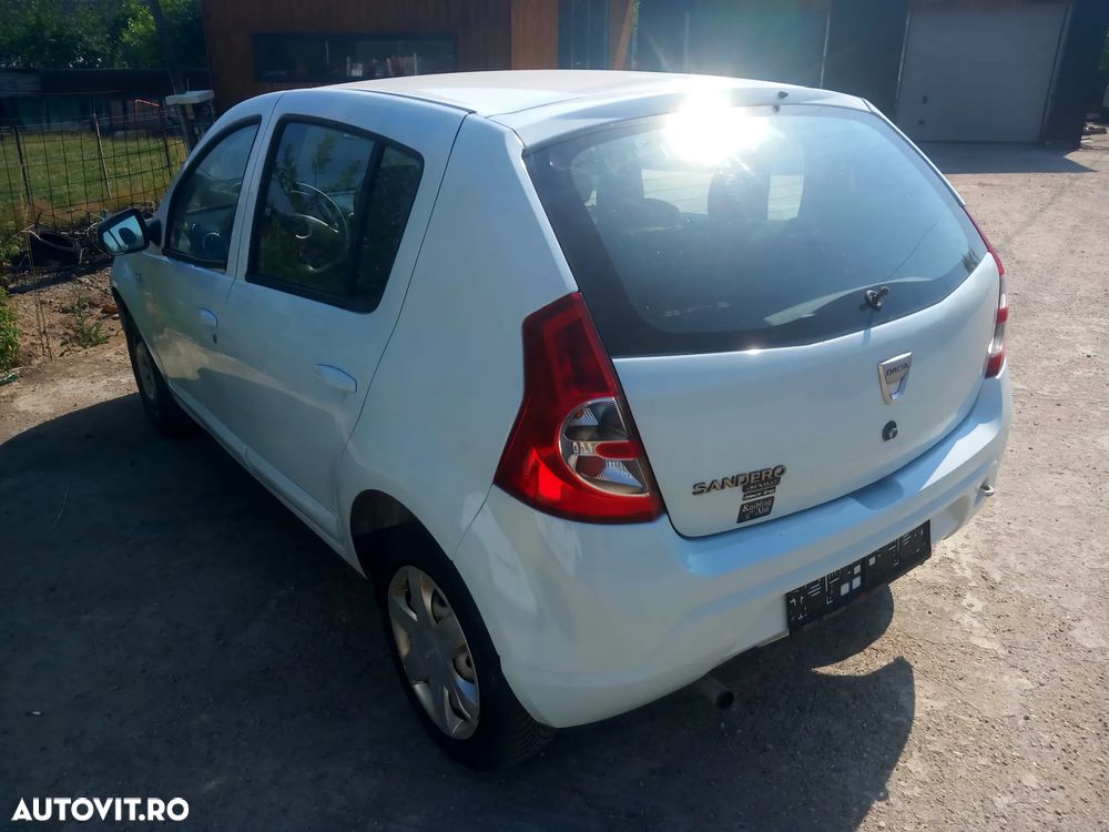 DACIA Sandero 2010 — imagine 6