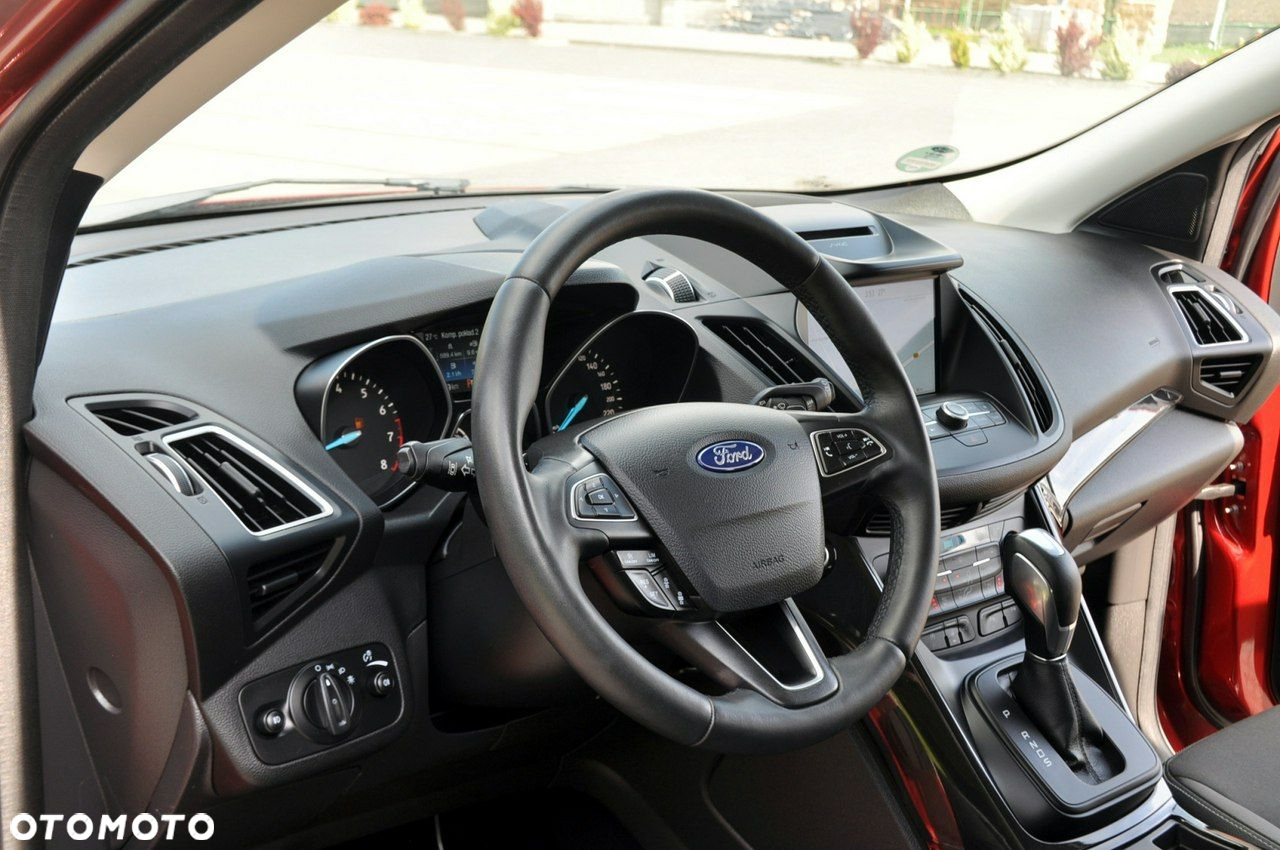 Ford Kuga - 22