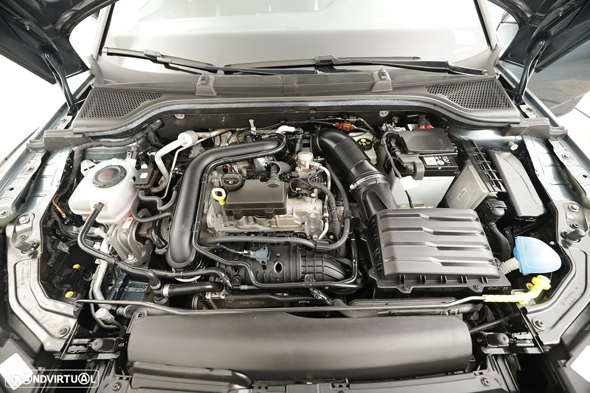 Skoda Kamiq 1.0 TSI Style DSG - 25