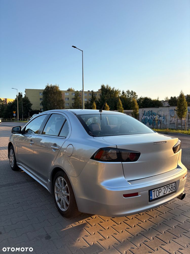 Mitsubishi Lancer 1.8 Intense - 2