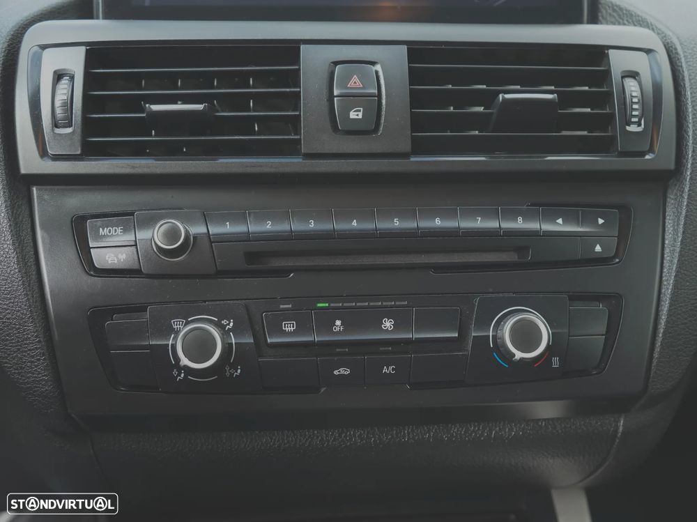 BMW 114 d Line Urban - 17