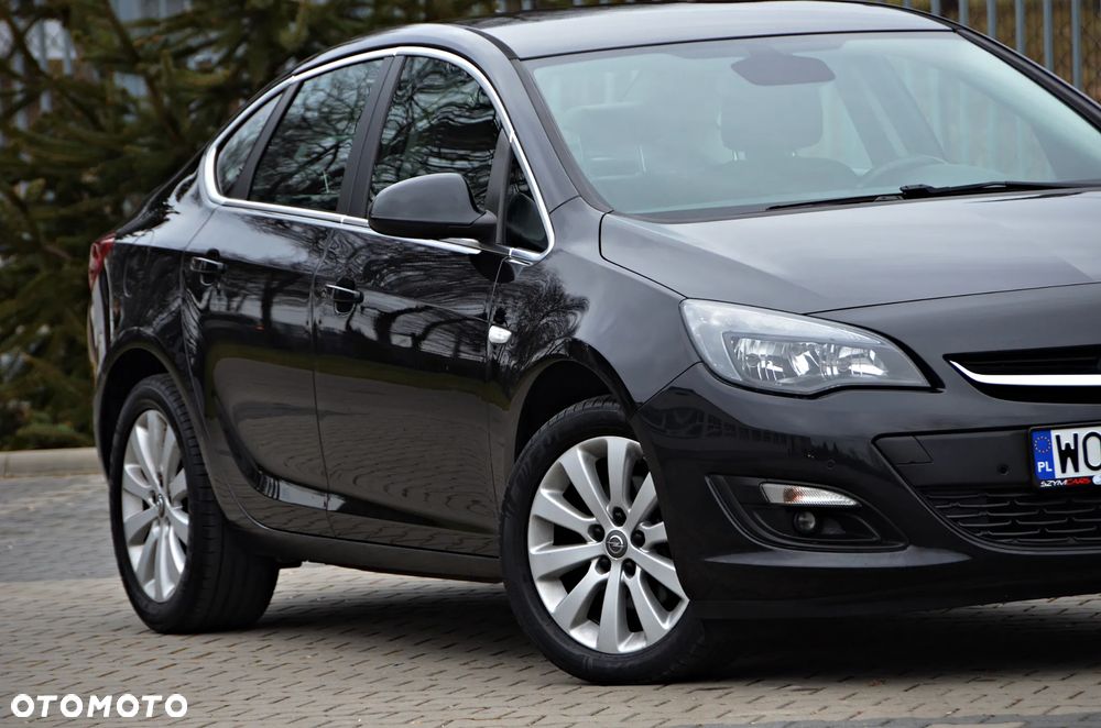Opel Astra 1.6 CDTI Active - 14
