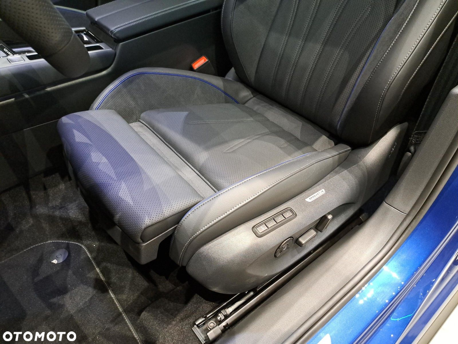 Volkswagen Passat - 20