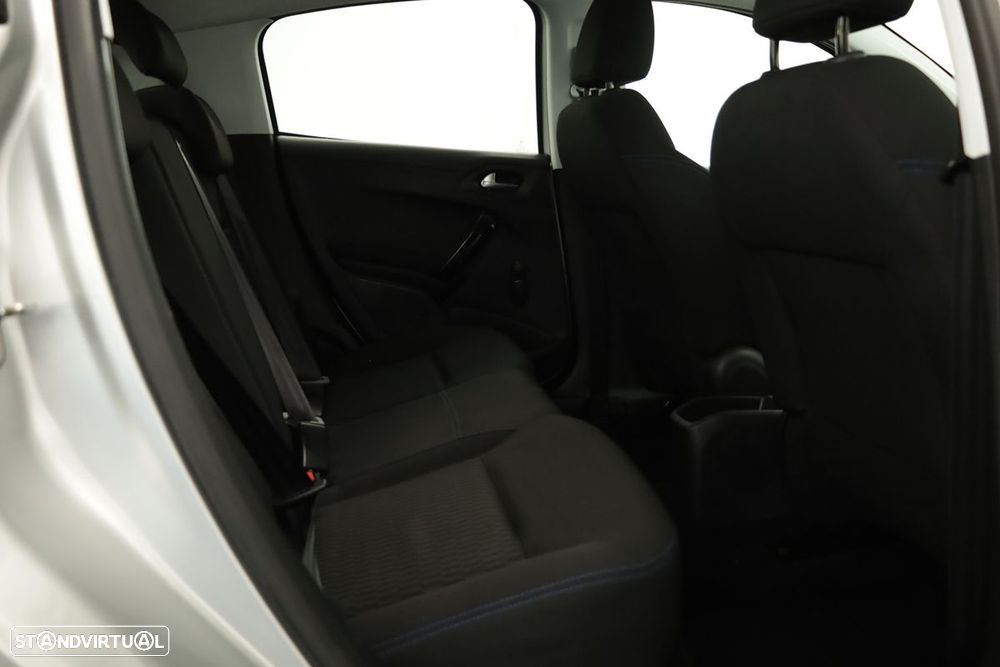 Peugeot 208 1.2 PureTech Active - 21