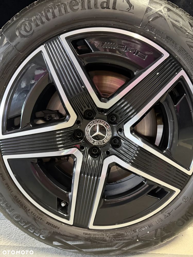 Mercedes-Benz GLC - 33