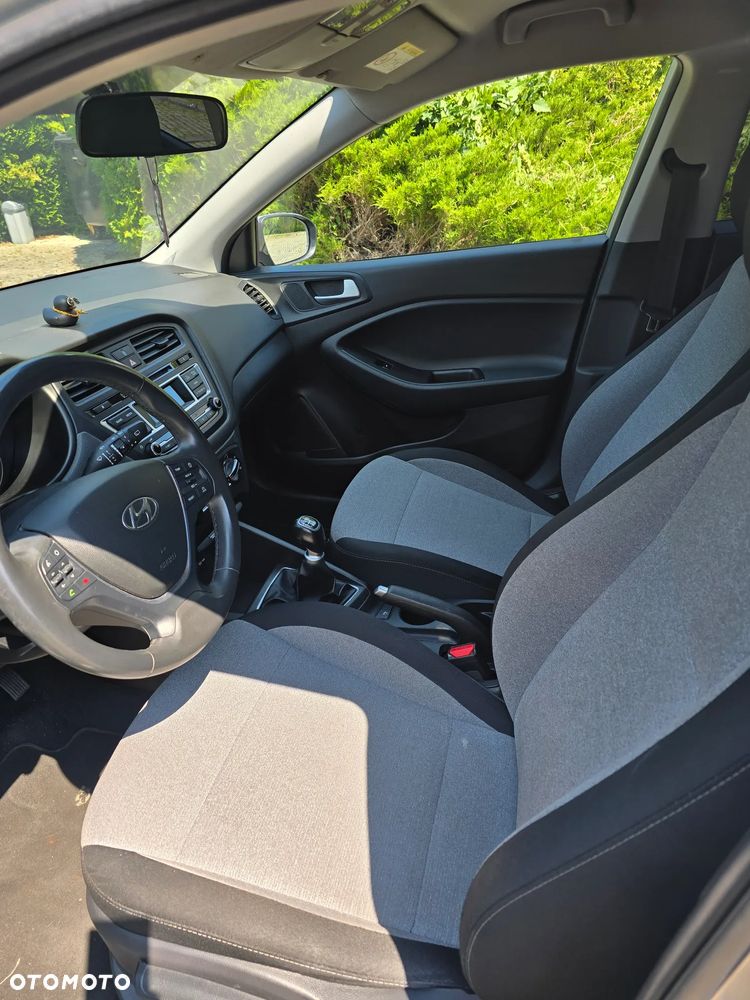 Hyundai i20 1.2 Fresh - 13
