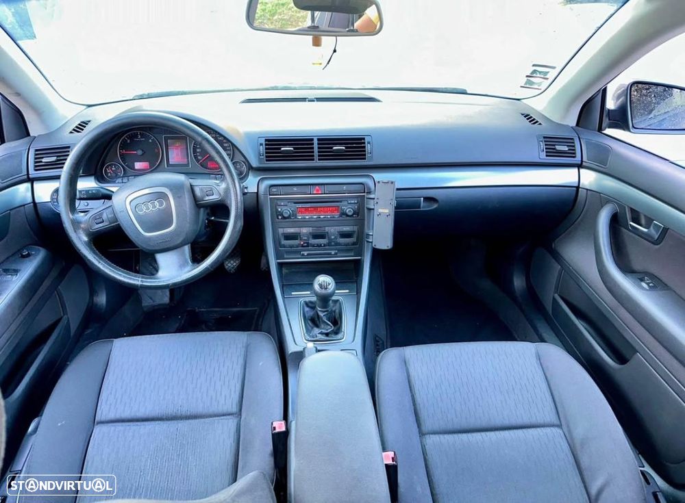 Audi A4 Avant 2.0 TDI DPF - 13