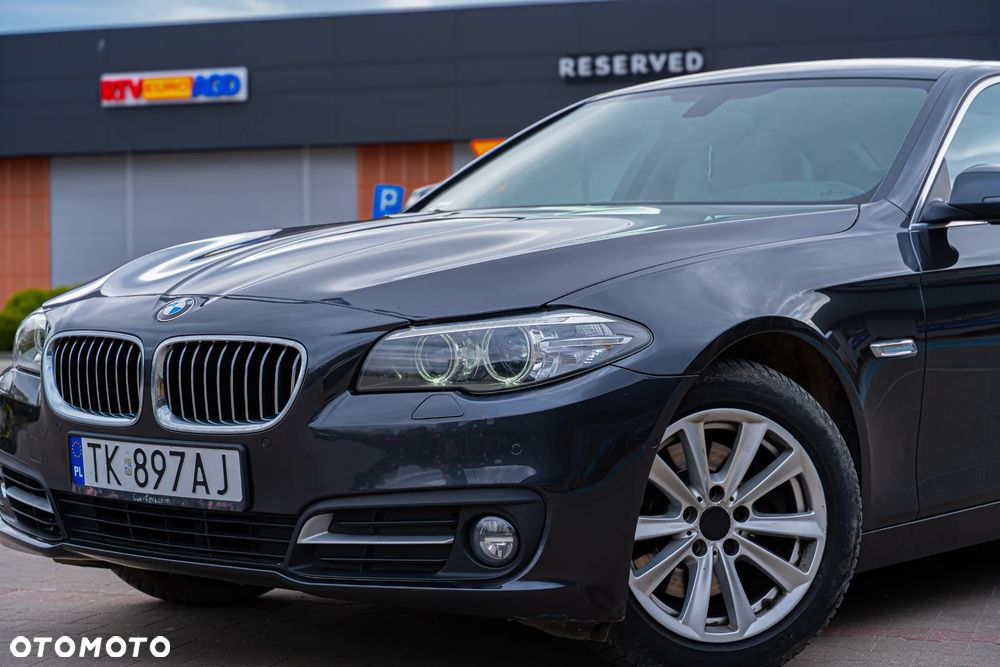BMW Seria 5 520d xDrive - 10