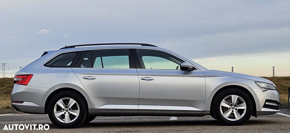 Skoda Superb 2.0 TDI DSG Premium Edition - 18