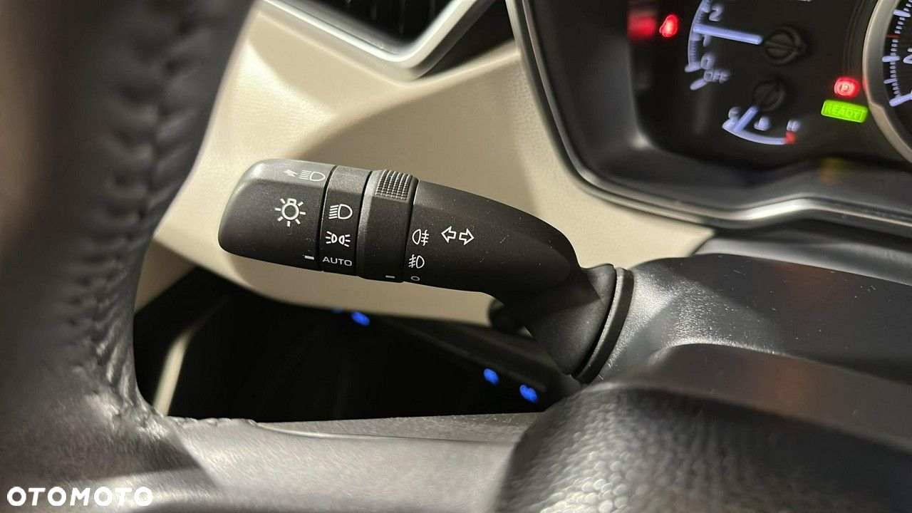 Toyota Corolla - 23