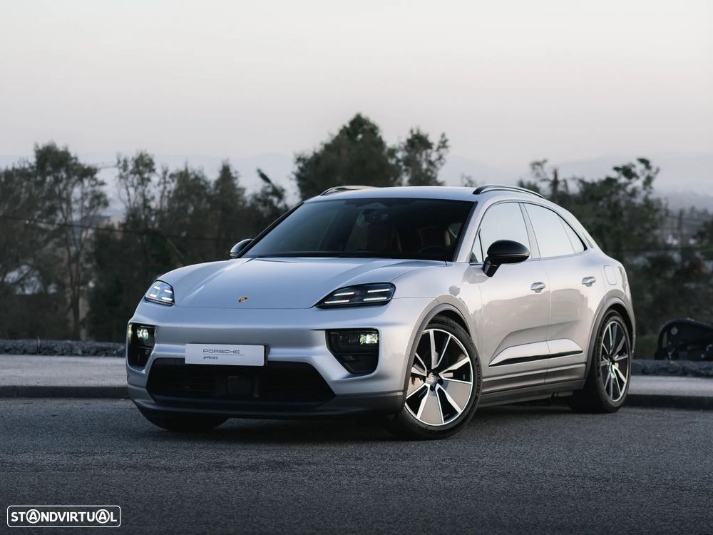 Porsche Macan Electric 4S - 2