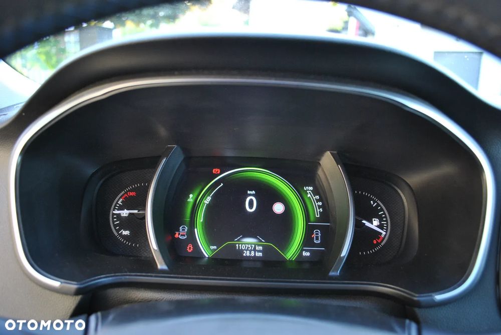 Renault Megane ENERGY TCe 130 GT LINE - 13