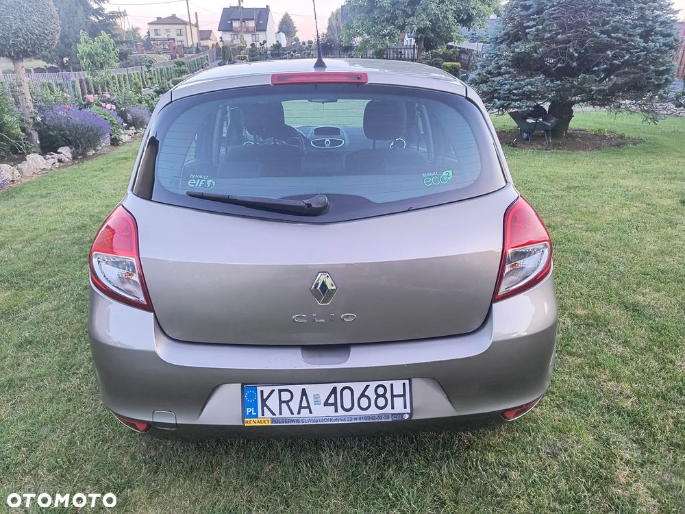 Renault Clio 1.2 16V Night&Day - 6