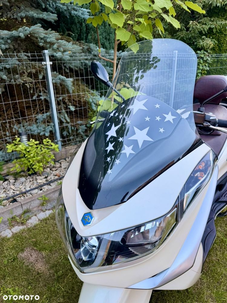 Piaggio X10 - 7