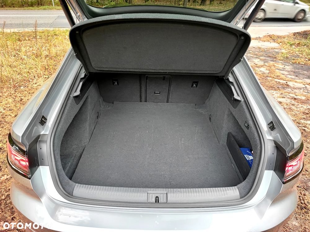 Volkswagen Arteon 2.0 TDI SCR DSG R-Line - 21