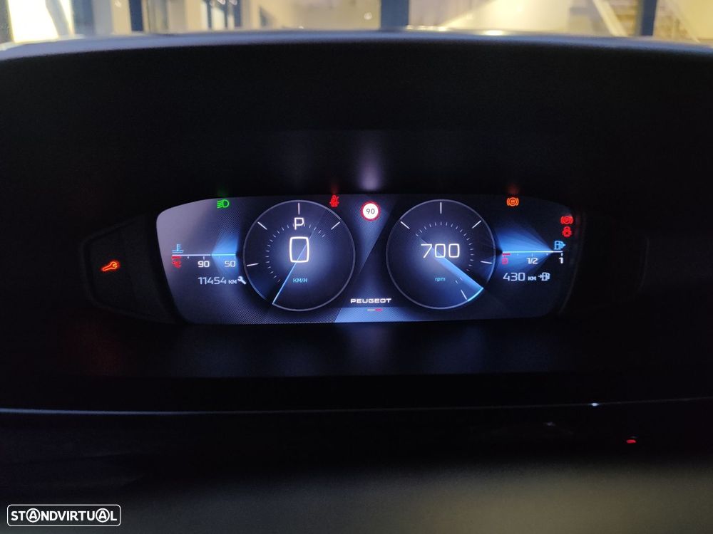 Peugeot 408 1.2 PureTech Allure EAT8 - 24