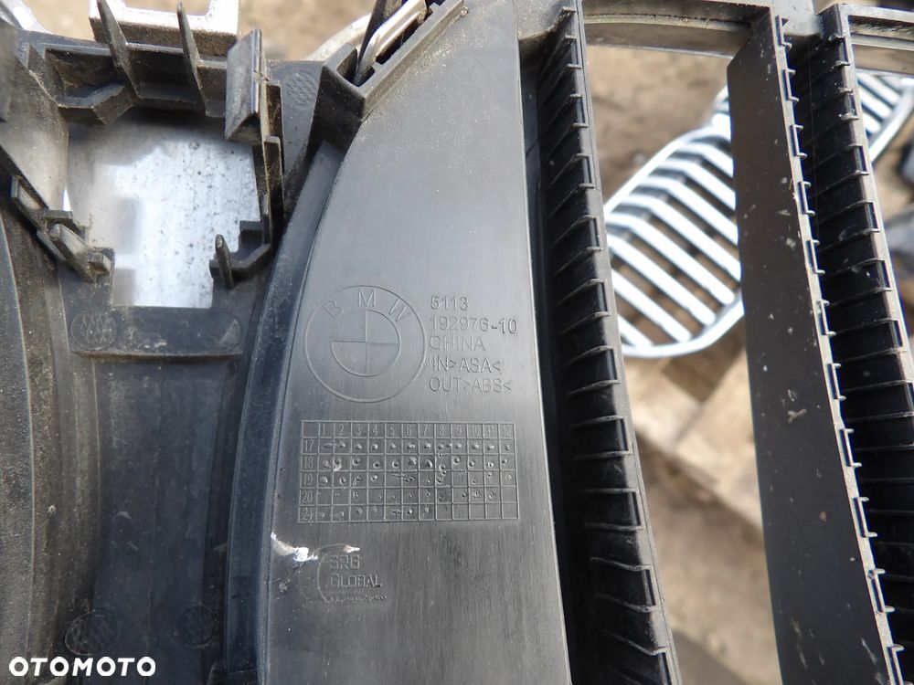 BMW - G20,G21 - NERKI , GRILL , ATRAPA - 192976-10 - 2