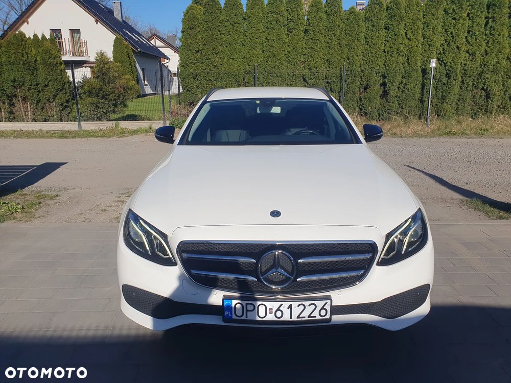 Mercedes-Benz Klasa E 220 d 9G-TRONIC Avantgarde - 25