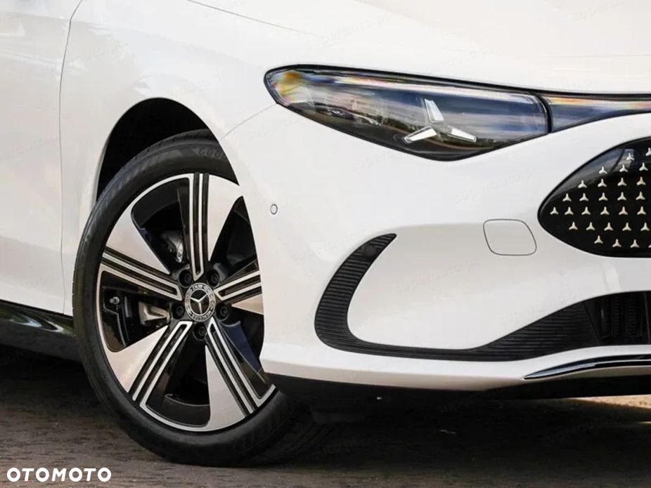Mercedes-Benz CLA - 13