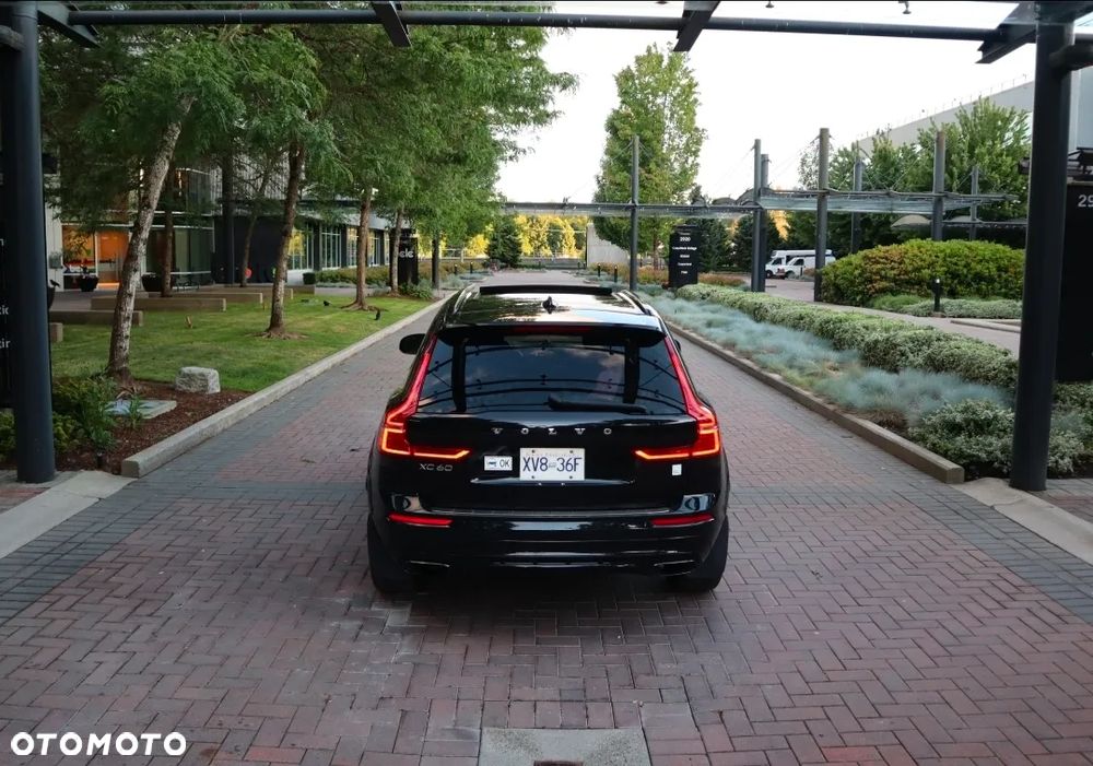 Volvo XC 60 T8 AWD Plug-In Hybrid Polestar Engineered - 6