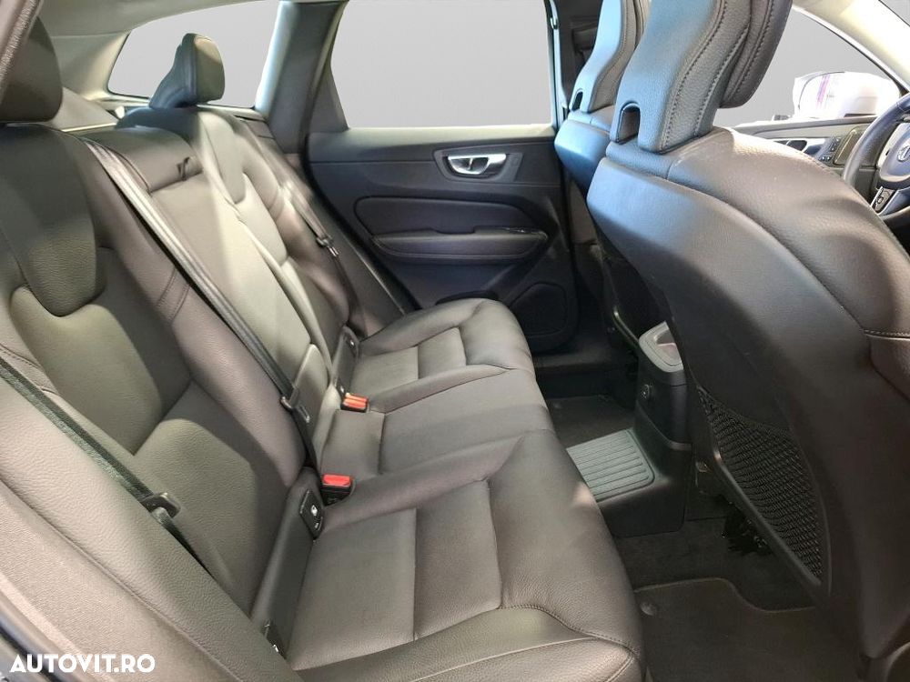 Volvo XC 60 T6 AWD Recharge Plus Bright - 7