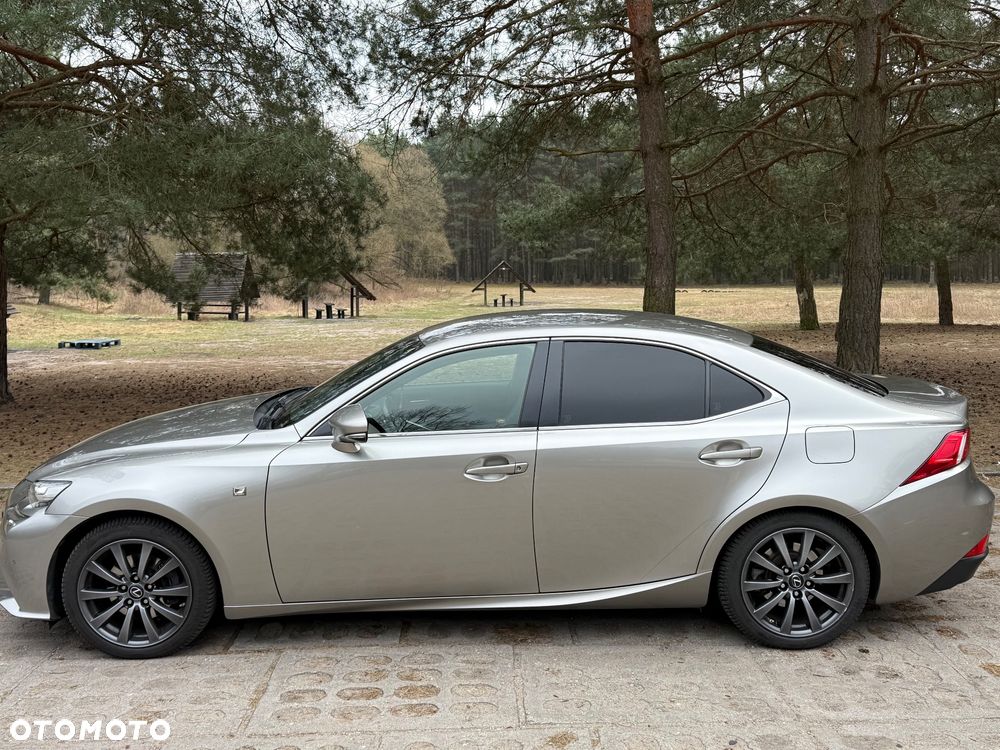 Lexus IS 250 F Sport - 2