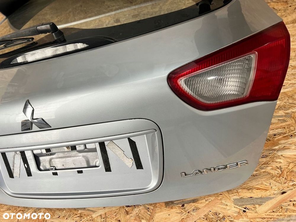 KLAPA TYLNA pokrywa bagażnika MITSUBISHI LANCER X VIII SPORTBACK Kod : A31 - 5
