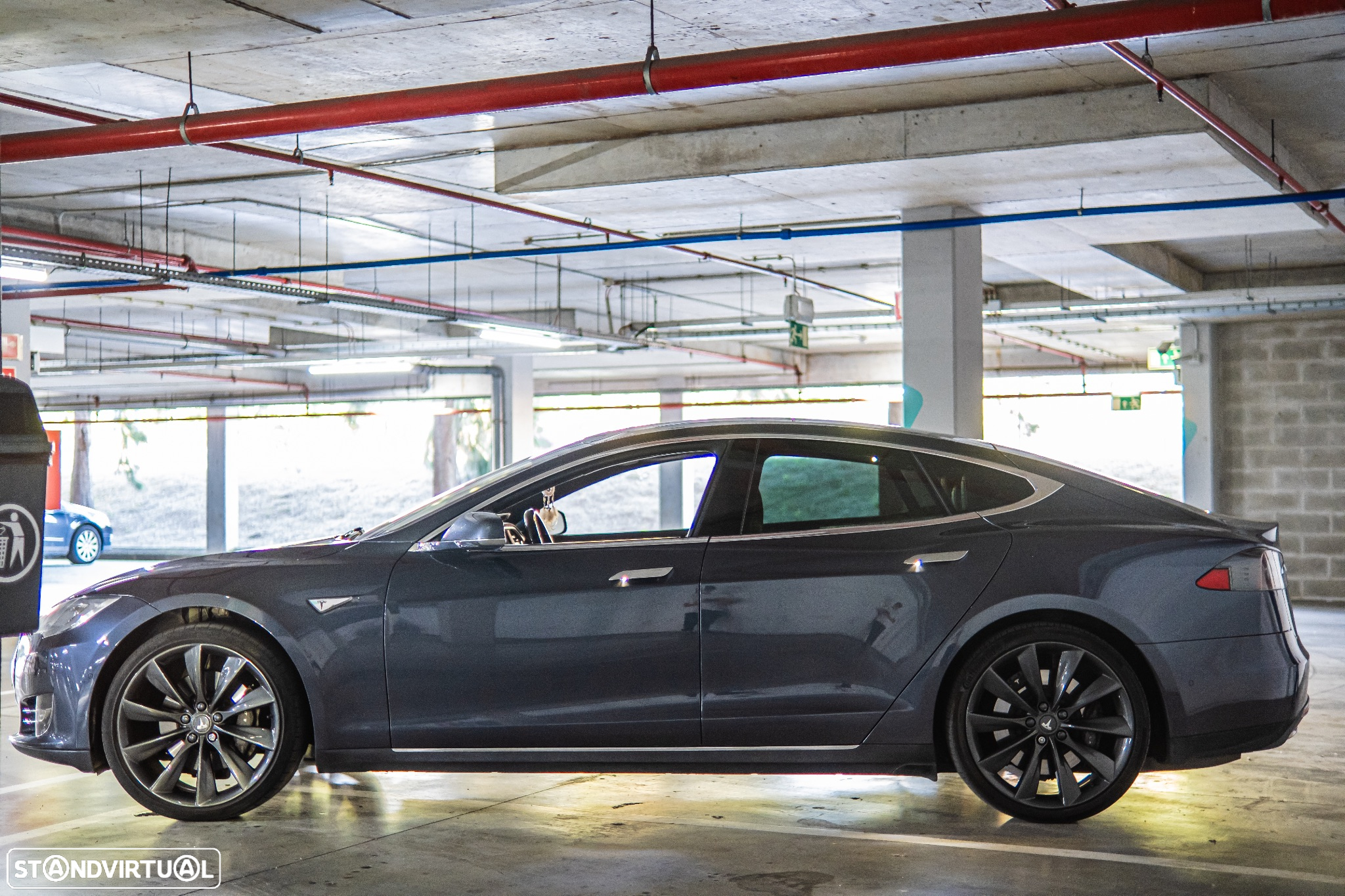 Tesla Model S 85 - 20
